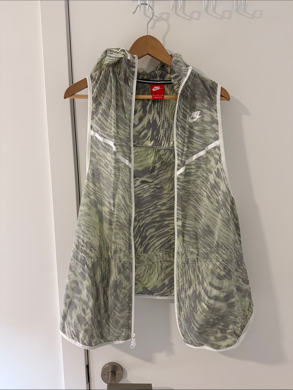 Rare Nike Olive Green and Black Mesh Hooded Vest